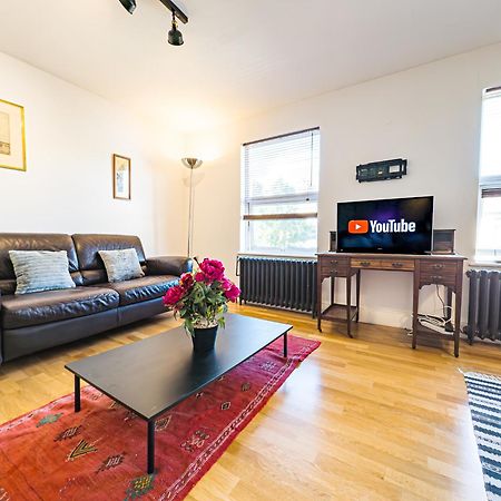 Hackney Central Houseshare 伦敦 外观 照片